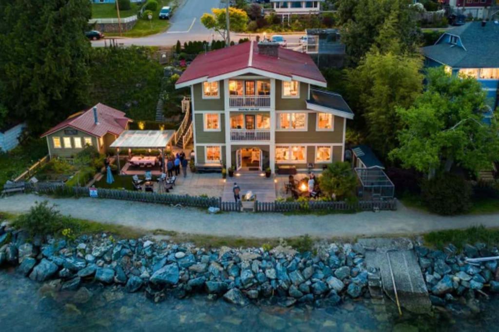 Вилла Iconic 3-Story Waterfront 'Marina House' W/ View Гибсонс Экстерьер фото